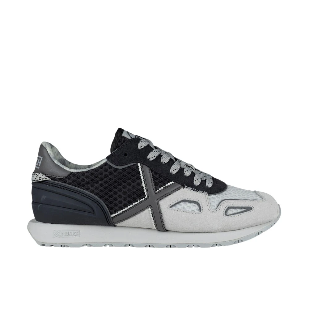 Shoes > Sneakers - - Munich - Modalova