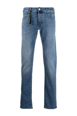 straight-jeans
