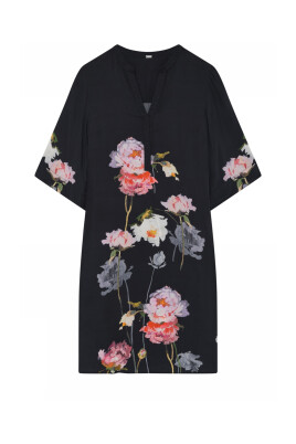 madonna-knee-dress-with-floral-print