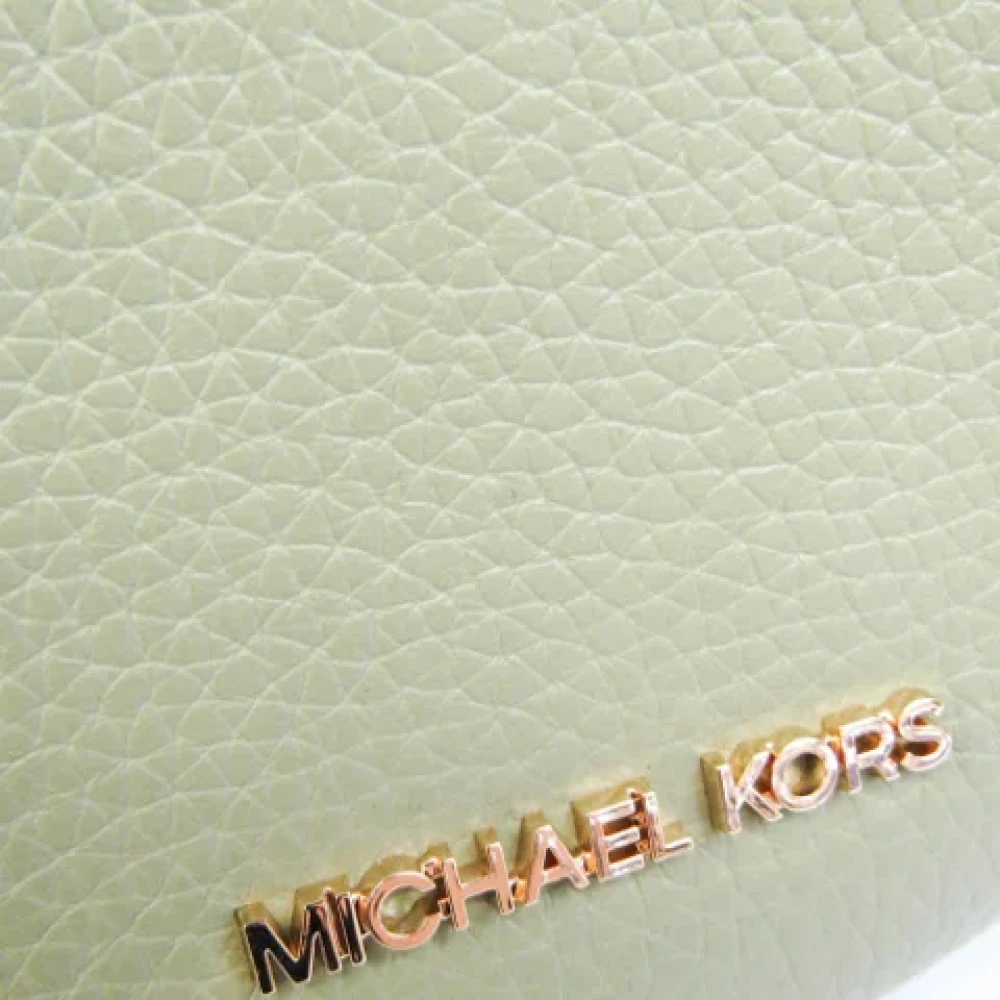 Michael Kors Pre-owned Leather shoulder-bags Green Dames