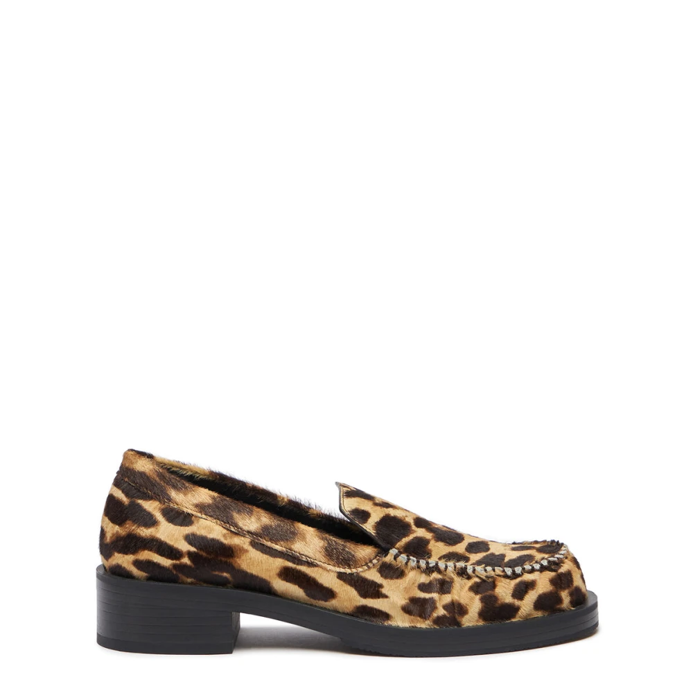 Stuart Weitzman Donna Marrone Mocassino Senza Tempo Dal Design Moderno