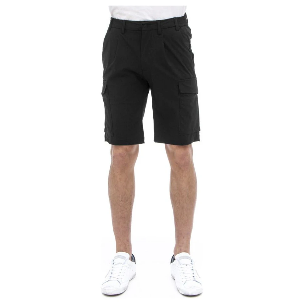 People of Shibuya Technische elastische shorts met cargozakken Black Heren