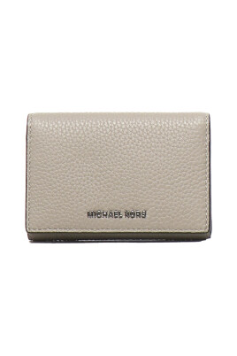 portefeuille-beige-en-cuir-granuleux-avec-fermeture-a-pression