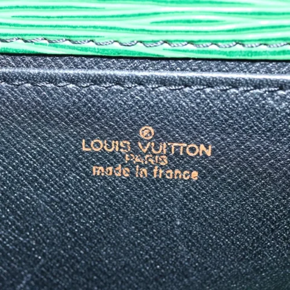 Louis Vuitton Vintage Pre-owned Leather clutches Green Dames