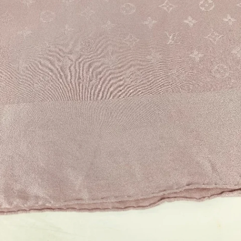 Louis Vuitton Vintage Pre-owned Silk scarves Purple Dames