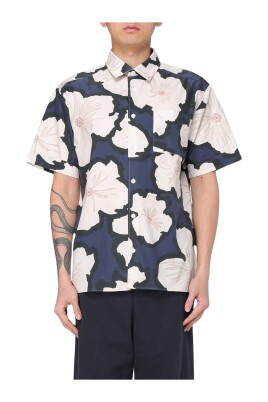 chemise-bleue-florale