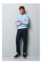 slim-chino-in-bio-katoen-met-microstructuur