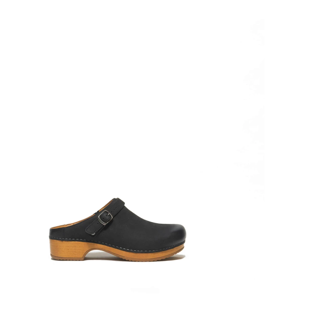 Shoes > Flats > Clogs - - Dansko - Modalova