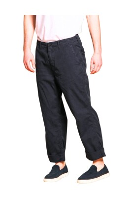 navy-blue-cargo-pants-ss25