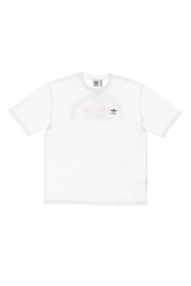 grafisk-tee-vit-kortarmad-t-shirt
