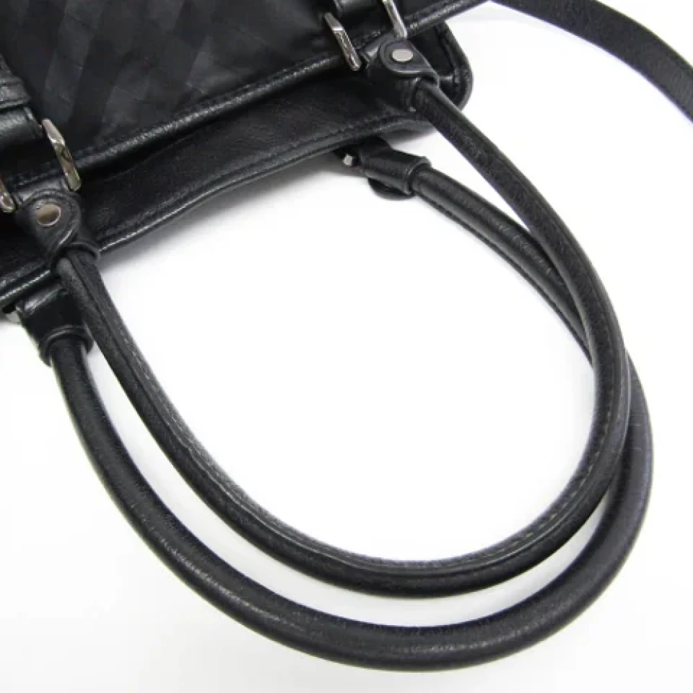 Burberry Vintage Pre-owned Fabric shoulder-bags Black Dames