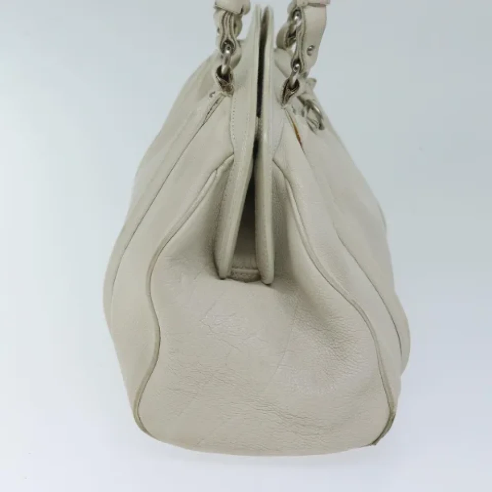 Dior Vintage Pre-owned Leather handbags White Dames
