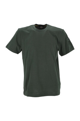 green-t-shirts-and-polos