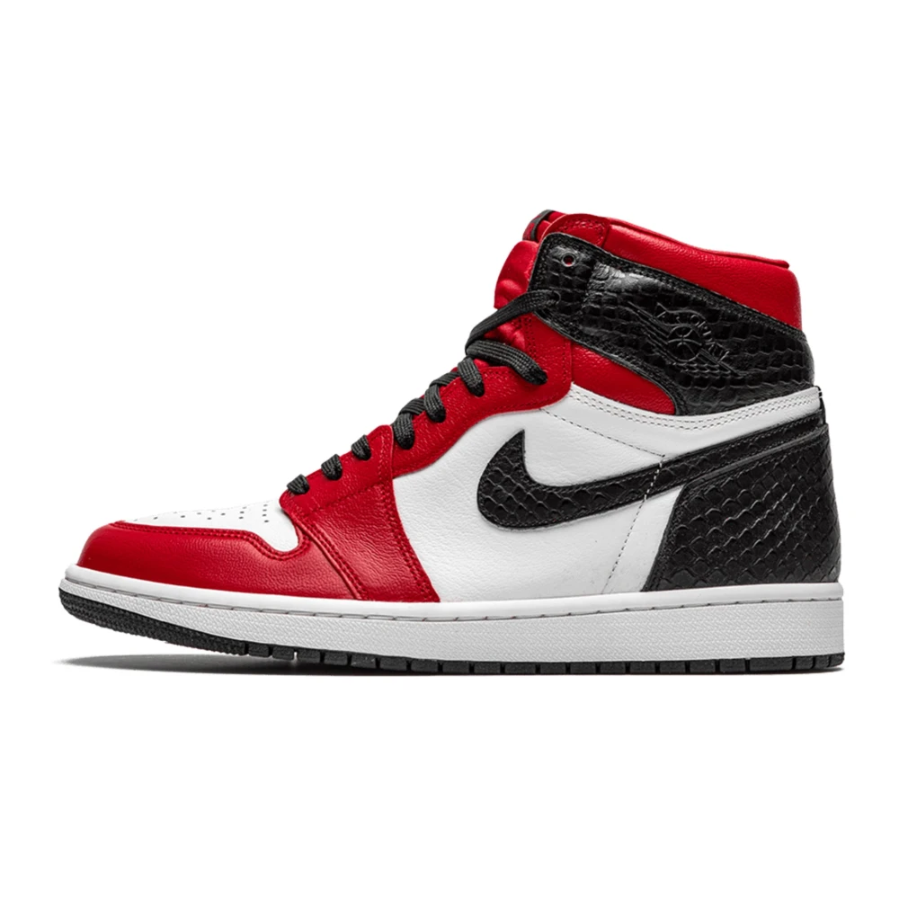 Jordan Satin Snake Chicago Sneakers Red, Dam