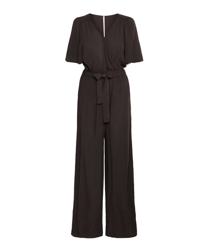 zwarte-jumpsuit-met-wijde-pijpen-en-riem