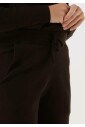 wijde-pijp-bruine-broek-noor