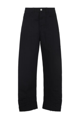 black-jeans-for-women-aw25