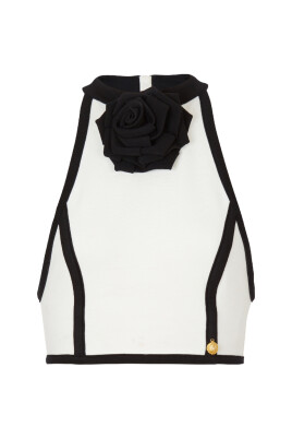 top-a-detail-rose