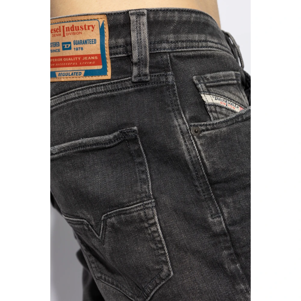 Diesel Jeans 1986 Larkee-Beex L.34 Gray Heren