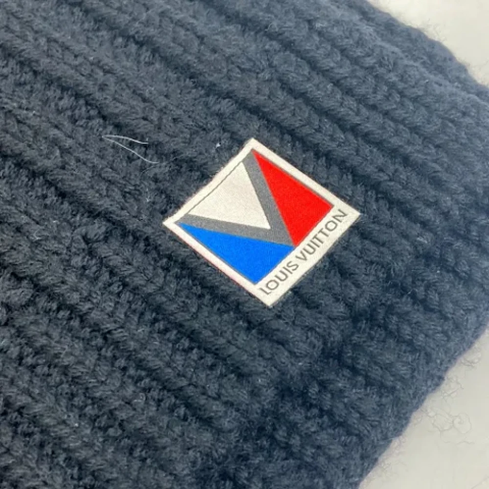 Louis Vuitton Vintage Pre-owned Wool scarves Blue Heren