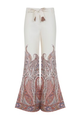 pantalon-evase-pour-femmes
