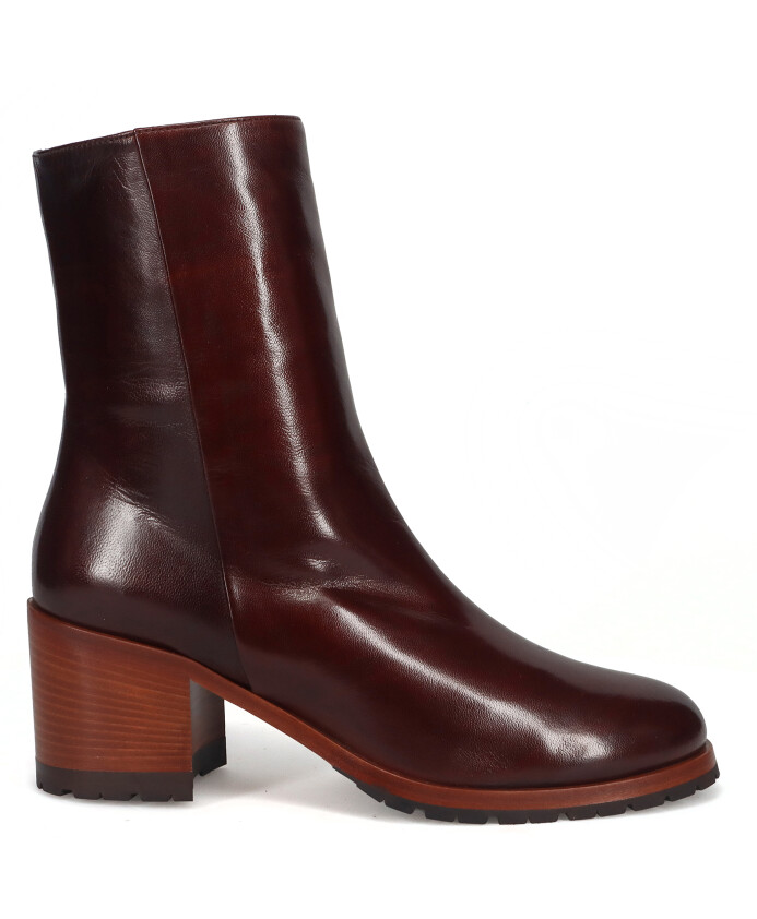 brown-leather-zip-boots