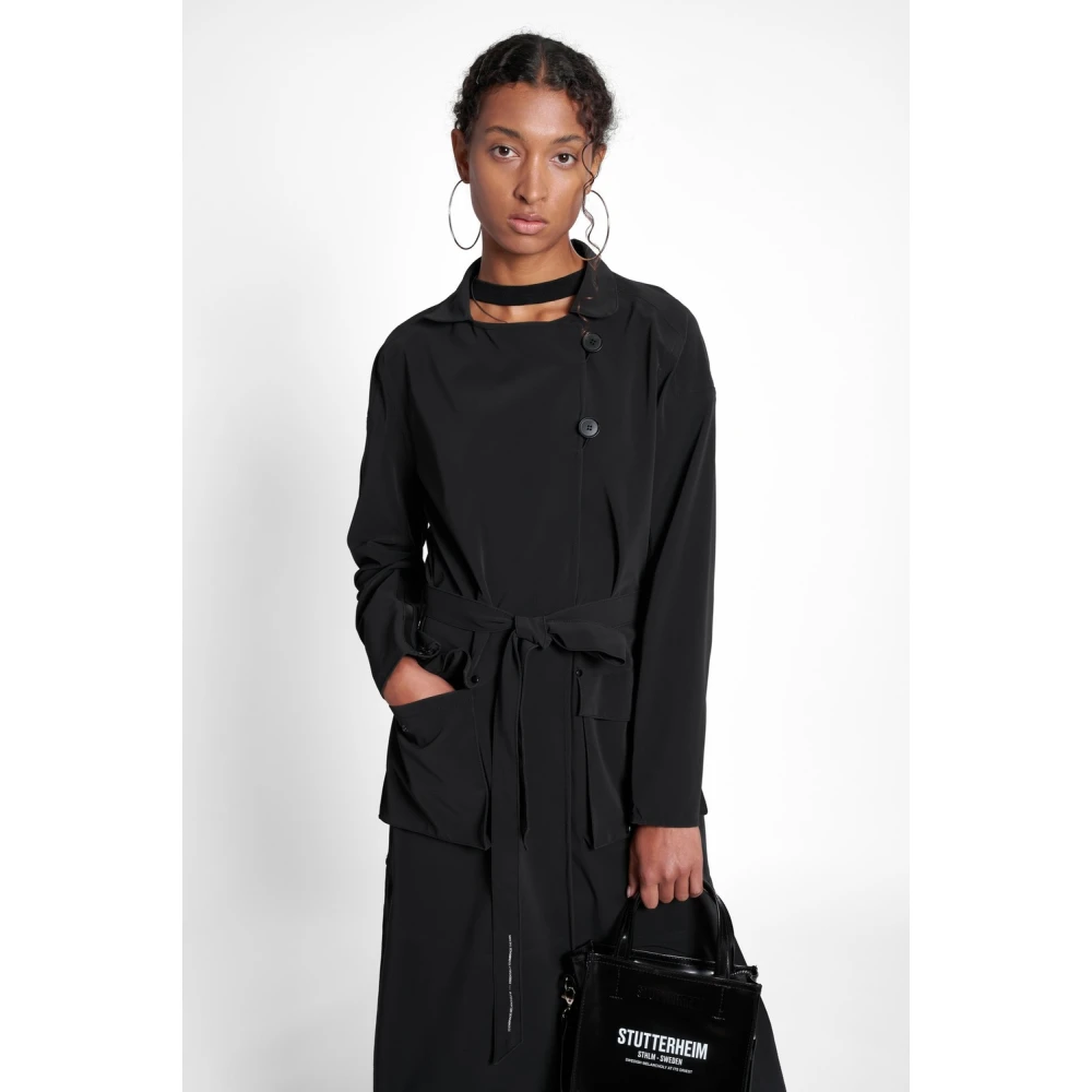 Stutterheim Matte Trenchcoat met Modern Design Black Dames