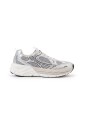 icb-one-baskets-en-version-chaussette