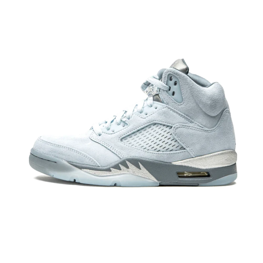 Jordan White Bluebird Retro Trainers - Male - Trainers - 4 Uk - Sport
