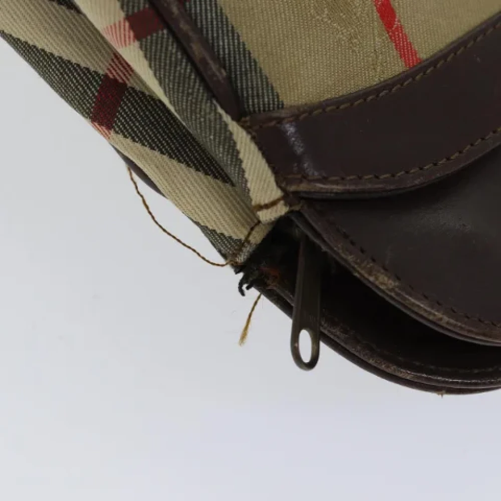 Burberry Vintage Pre-owned Canvas clutches Beige Dames
