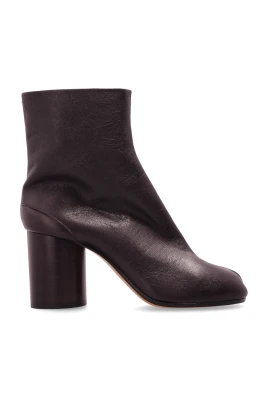 Ankelboots med tabi-utskärning