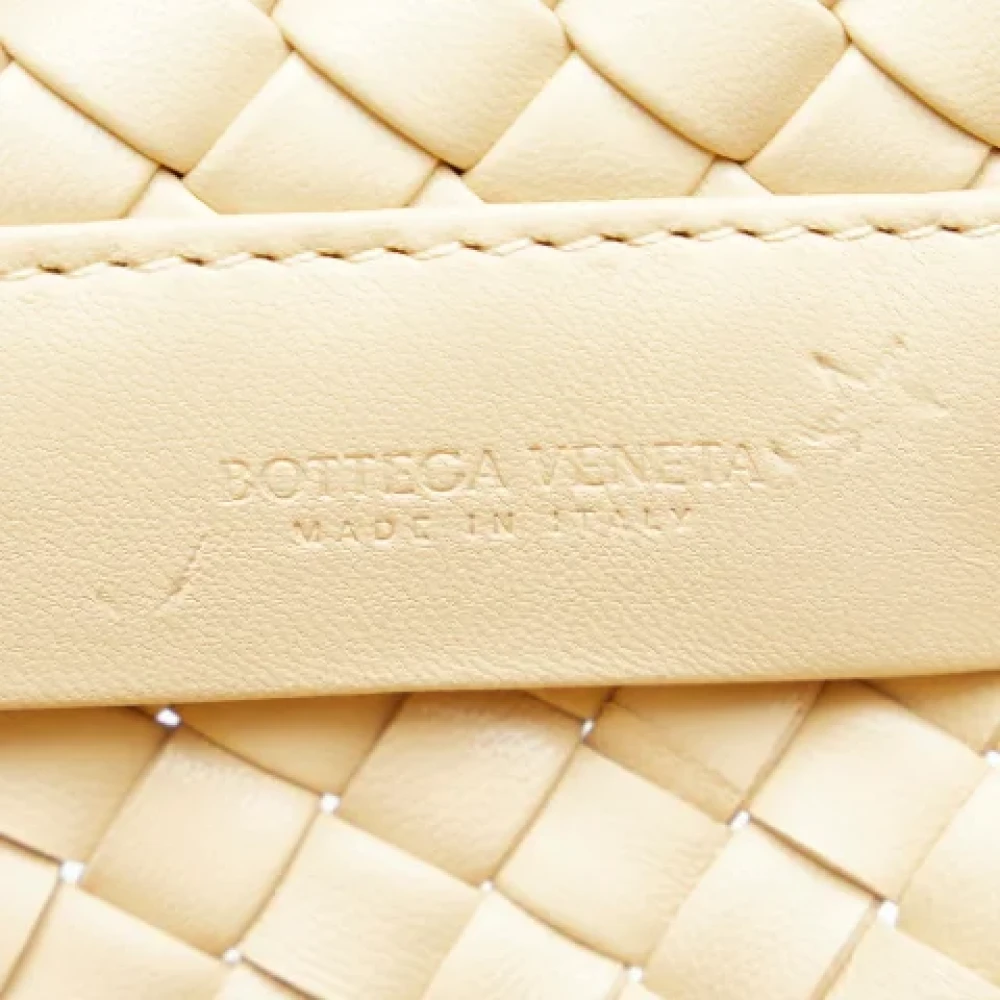 Bottega Veneta Vintage Pre-owned Leather clutches Beige Dames