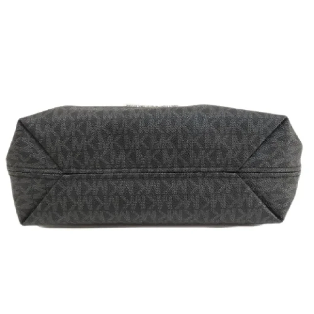 Michael Kors Pre-owned Canvas shoulder-bags Black Dames