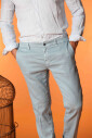 elegant-pantalon-chino-en-lin-et-coton