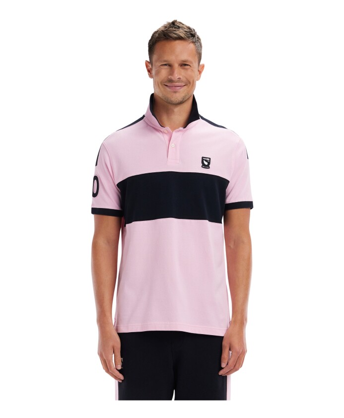 polo-a-manches-courtes-new-zealand-en-coton-rose-coupe-decontractee-eden-park