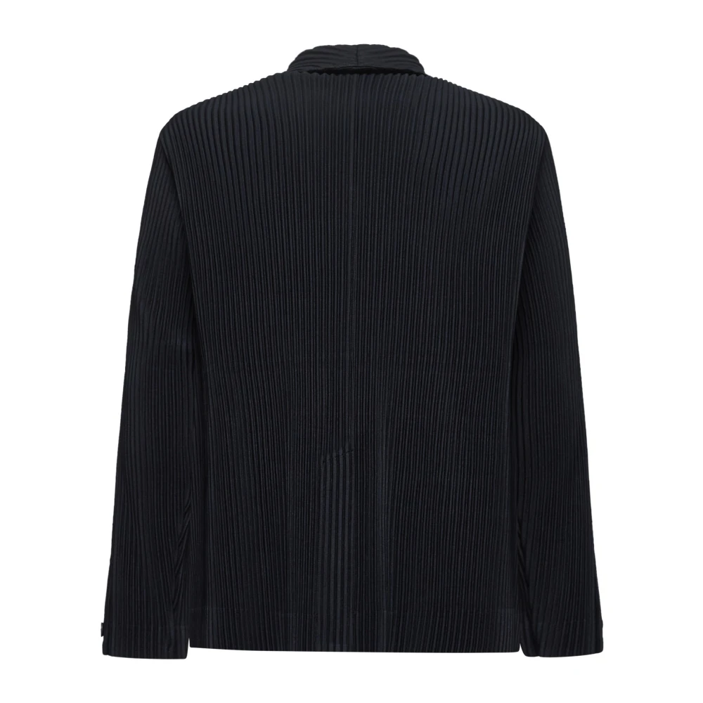 Issey Miyake Zwarte Geplooide Jassen Black Heren