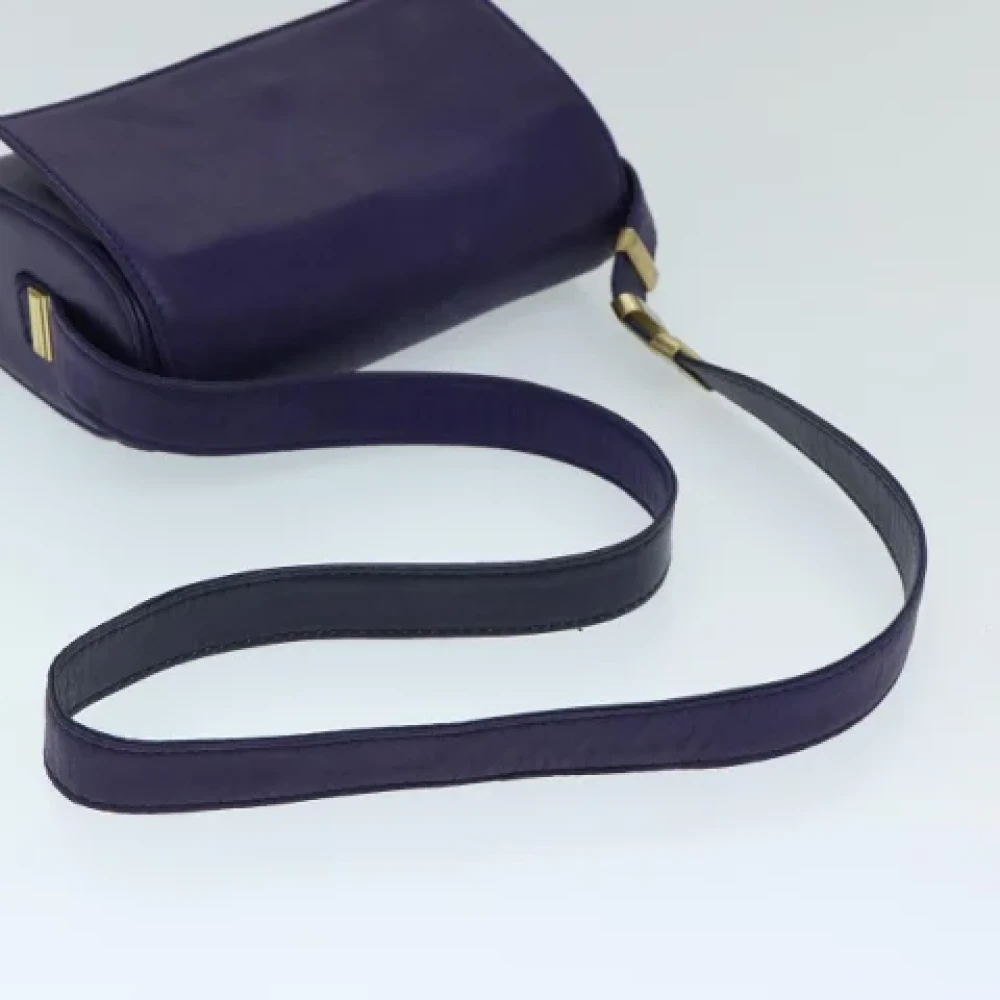 Versace Pre-owned Leather shoulder-bags Purple Dames