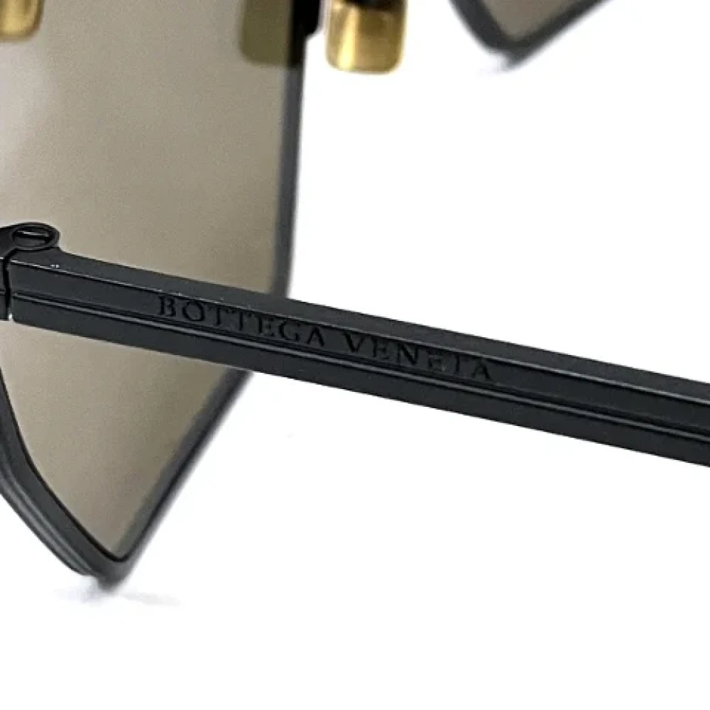 Bottega Veneta Vintage Pre-owned Metal sunglasses Black Heren