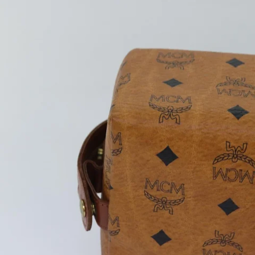 MCM Pre-owned Canvas clutches Brown Dames