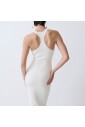 robe-blanche-epaules-denudees