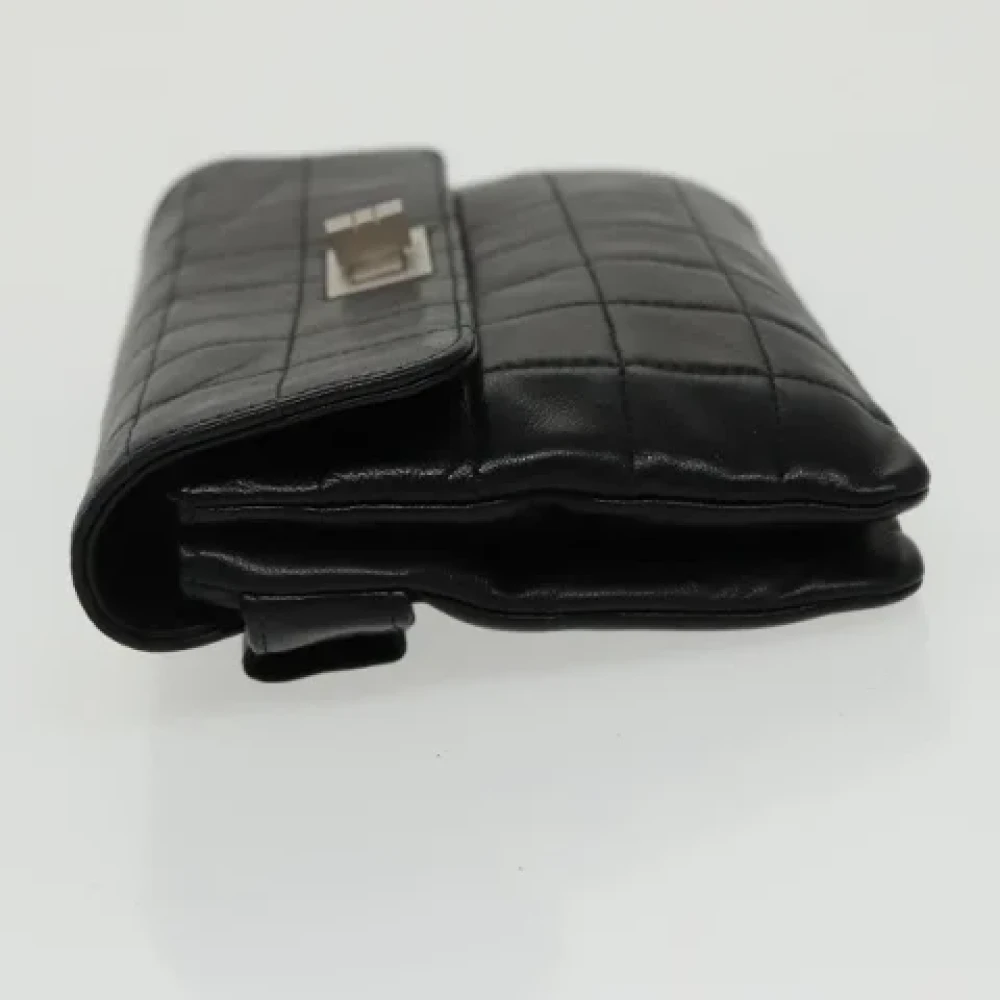 Chanel Vintage Pre-owned Leather clutches Black Dames