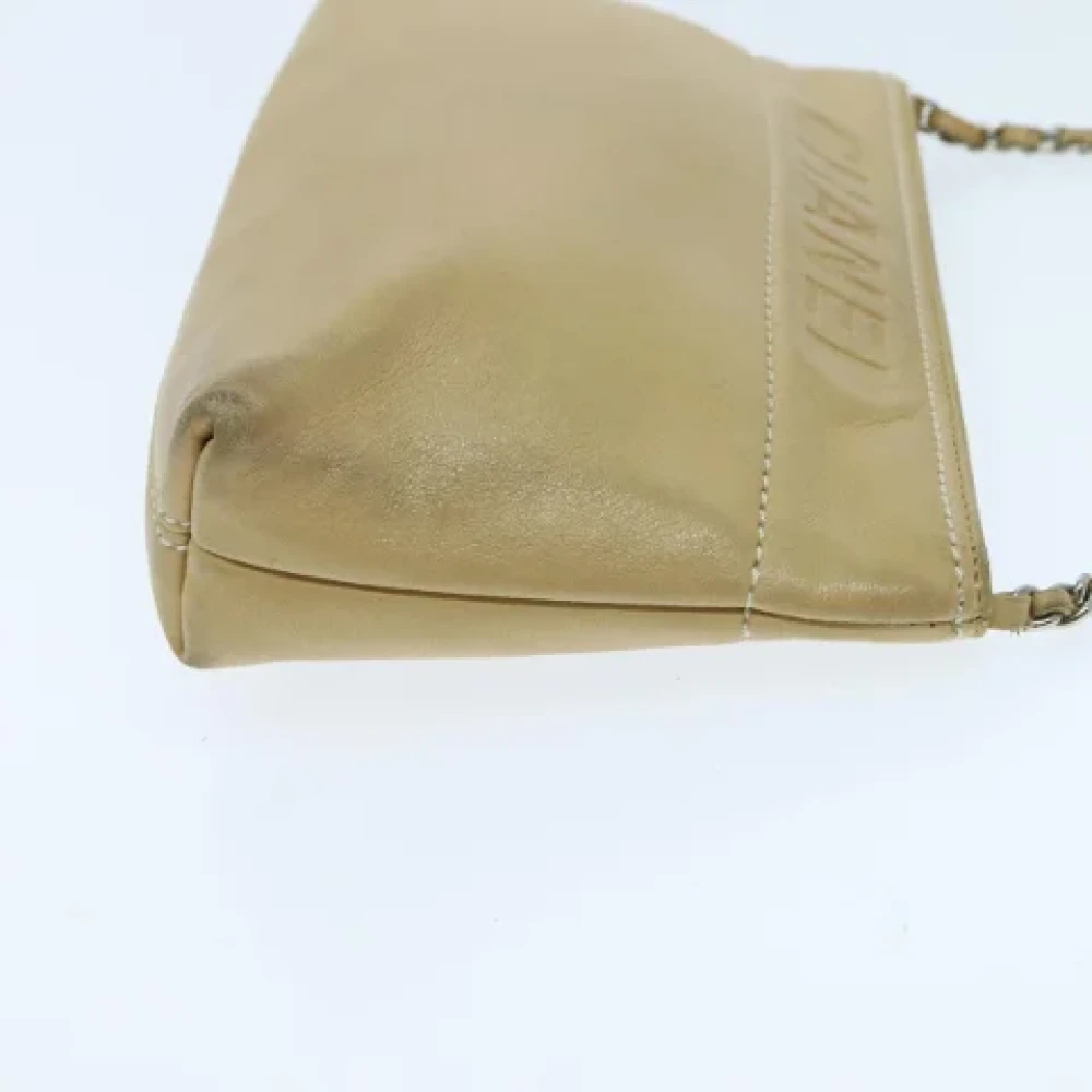 Chanel Vintage Pre-owned Leather chanel-bags Beige Dames