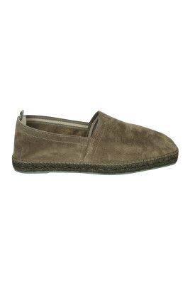 green-espadrilles-trendy-style-shoes