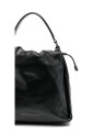 sac-seau-en-cuir-noir-avec-details-de-chaine-et-cordon-de-serrage