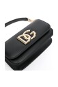 sacs-noirs-pour-un-look-elegant