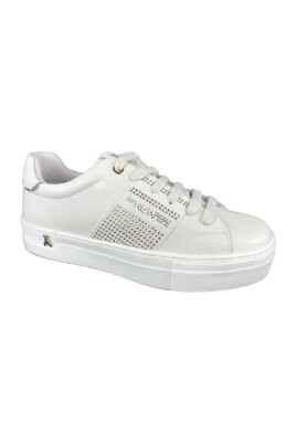ppj253-02-sneakers