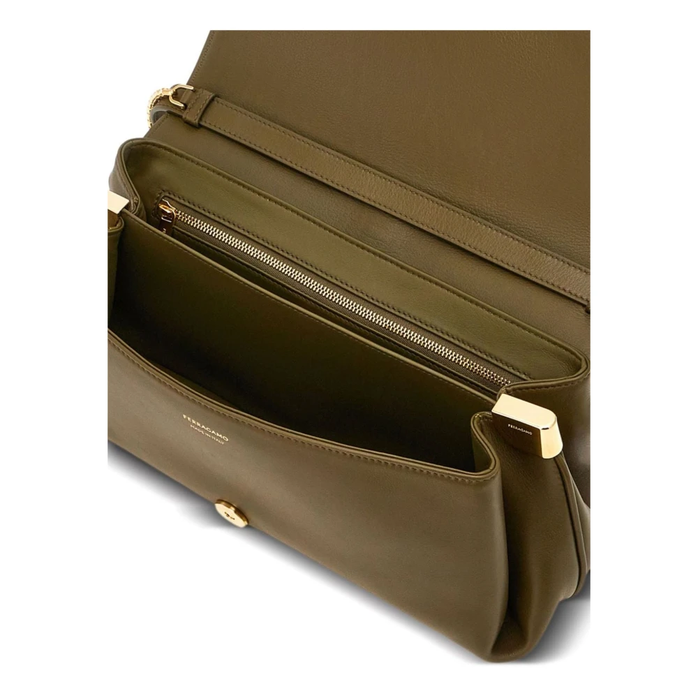 Salvatore Ferragamo Groene schoudertas met Gancini gesp Green Dames