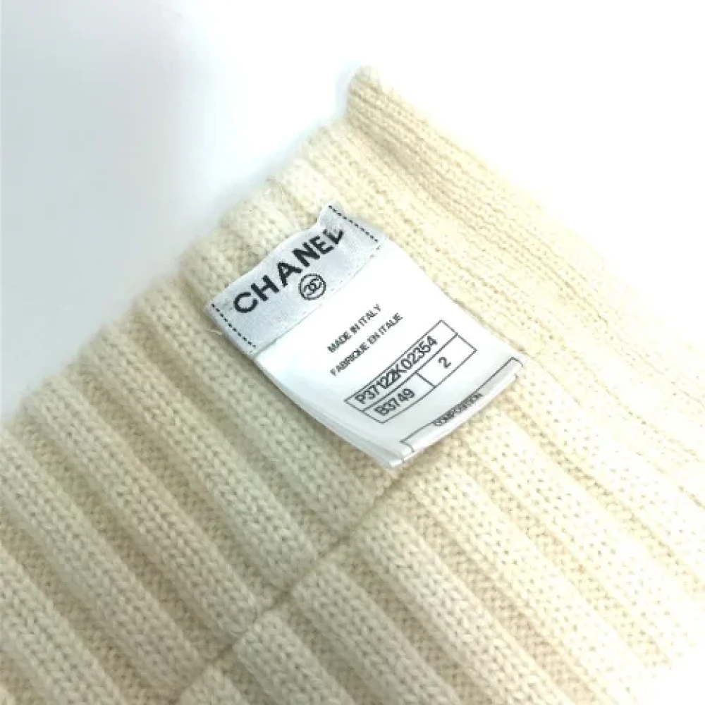 Chanel Vintage Pre-owned Cashmere scarves White Dames