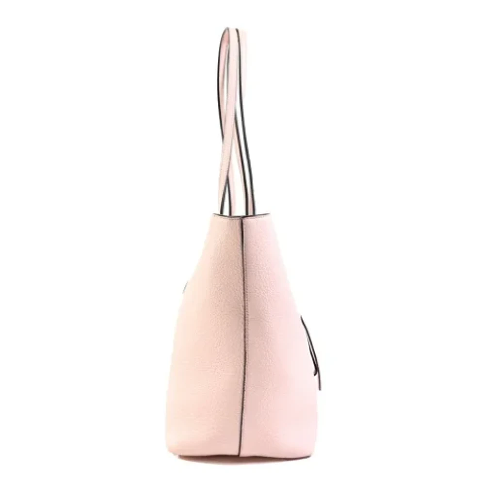 Salvatore Ferragamo Pre-owned Leather shoulder-bags Pink Dames