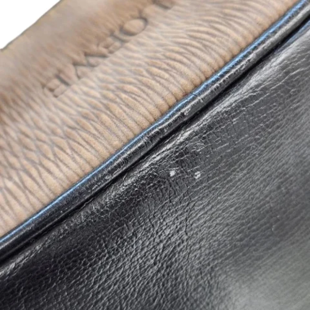 Loewe Pre-owned Leather handbags Black Dames